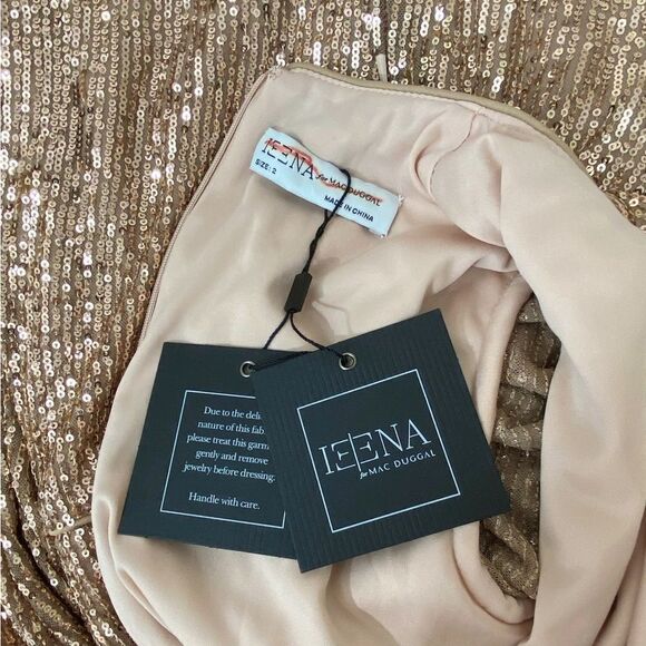 Mac Duggal Sequined Puff-Sleeve Sheath Gown size 2 - Picture 9 of 10